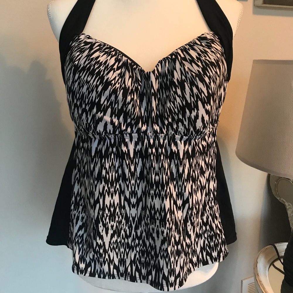 Collections by Catalina Swim Top